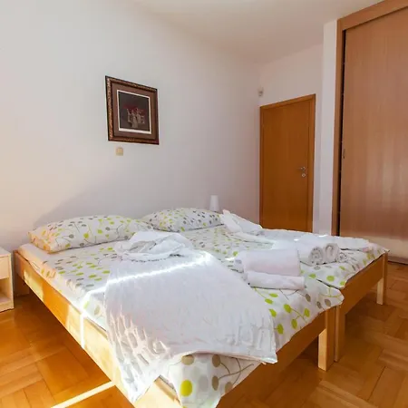 Alana 3 Loggia Apartament *