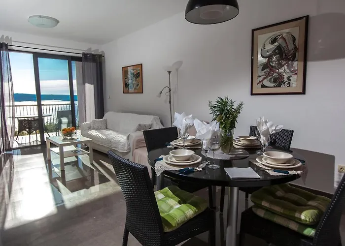 Alana 3 Loggia Apartmán Dramalj
